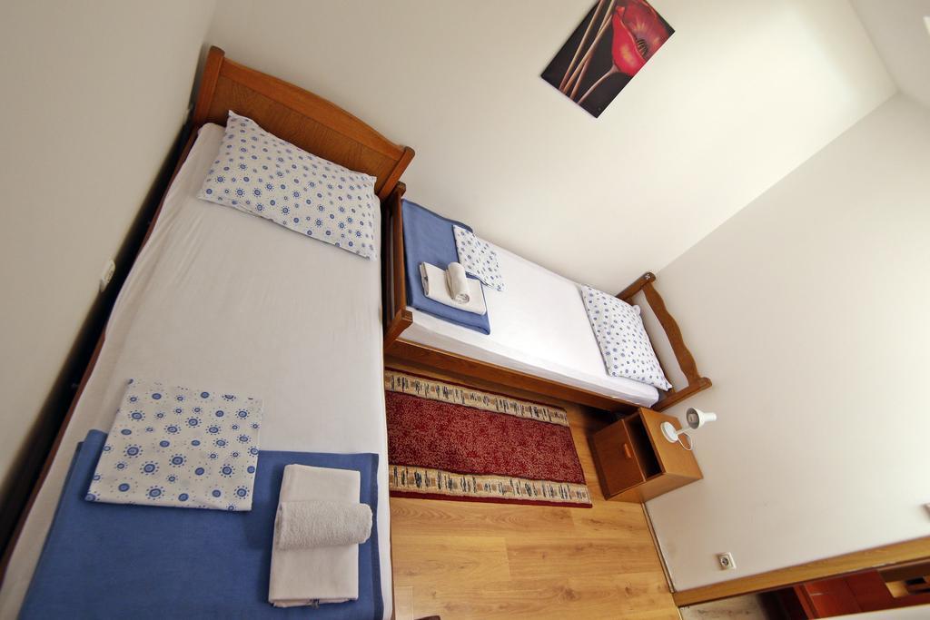 Apartment House Lalita Fužine Eksteriør bilde