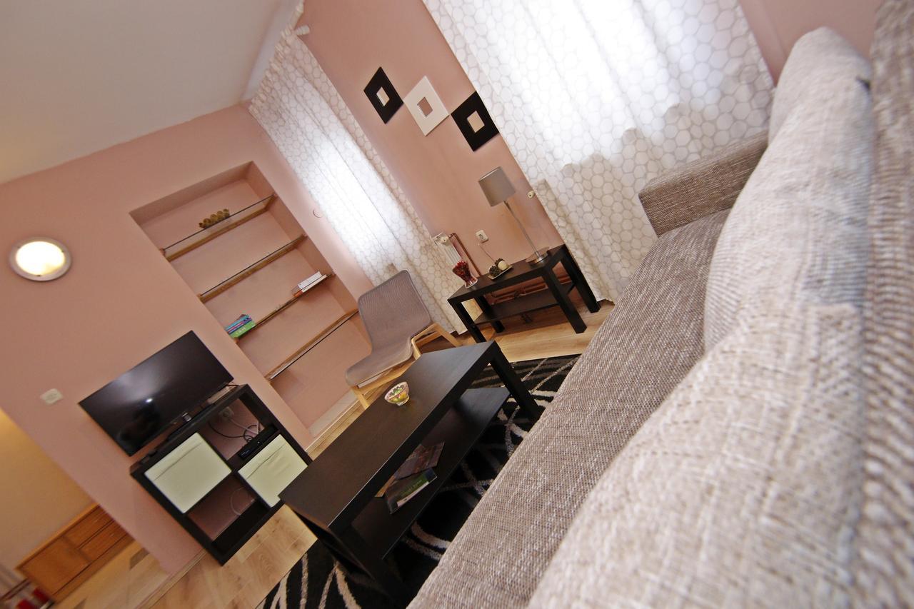 Apartment House Lalita Fužine Eksteriør bilde